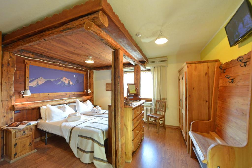Affittacamere De Charme Jour Et Nuit Torgnon Room photo